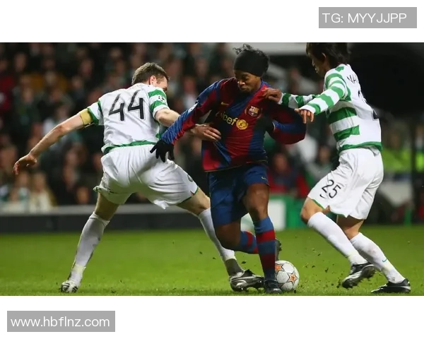 足球明星圆形照片展示各大球星风采与魅力的精彩瞬间合集